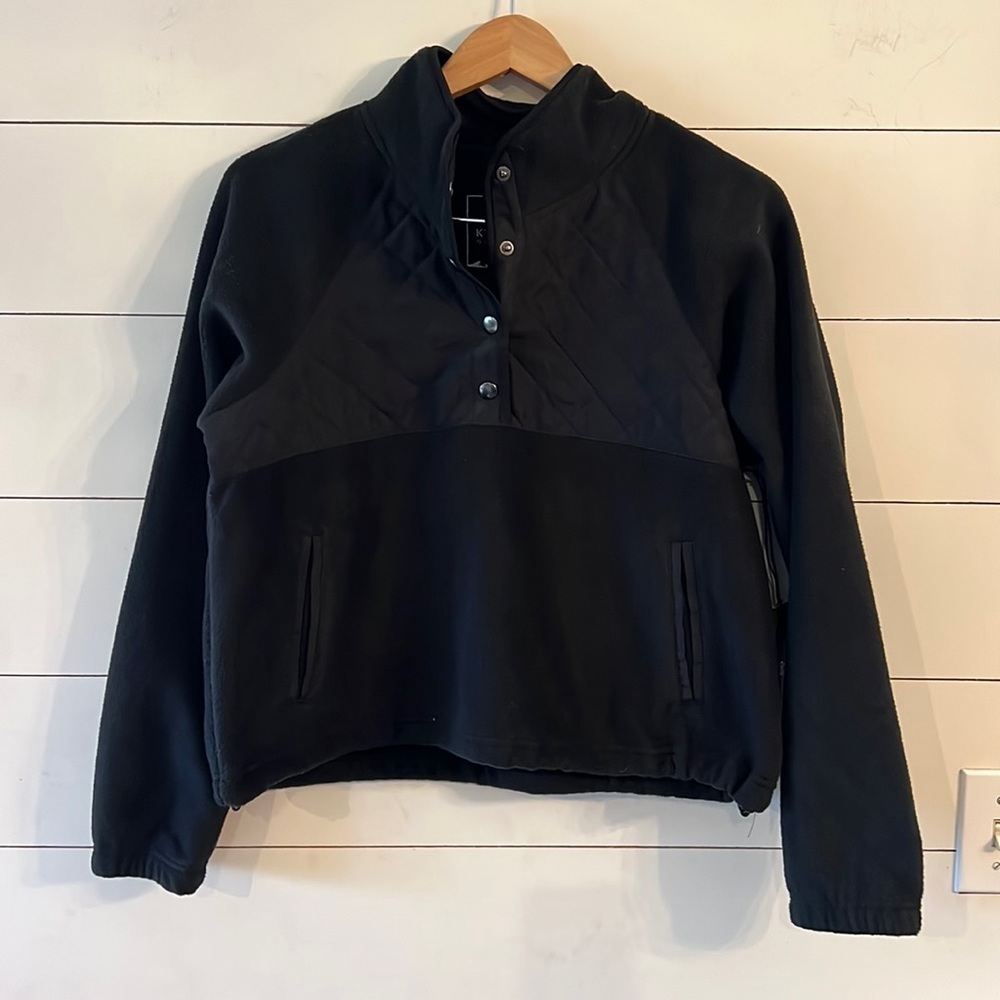 NWT Kyodan Outdoor Black Polar Cropped Pullover Fleece Size Medium